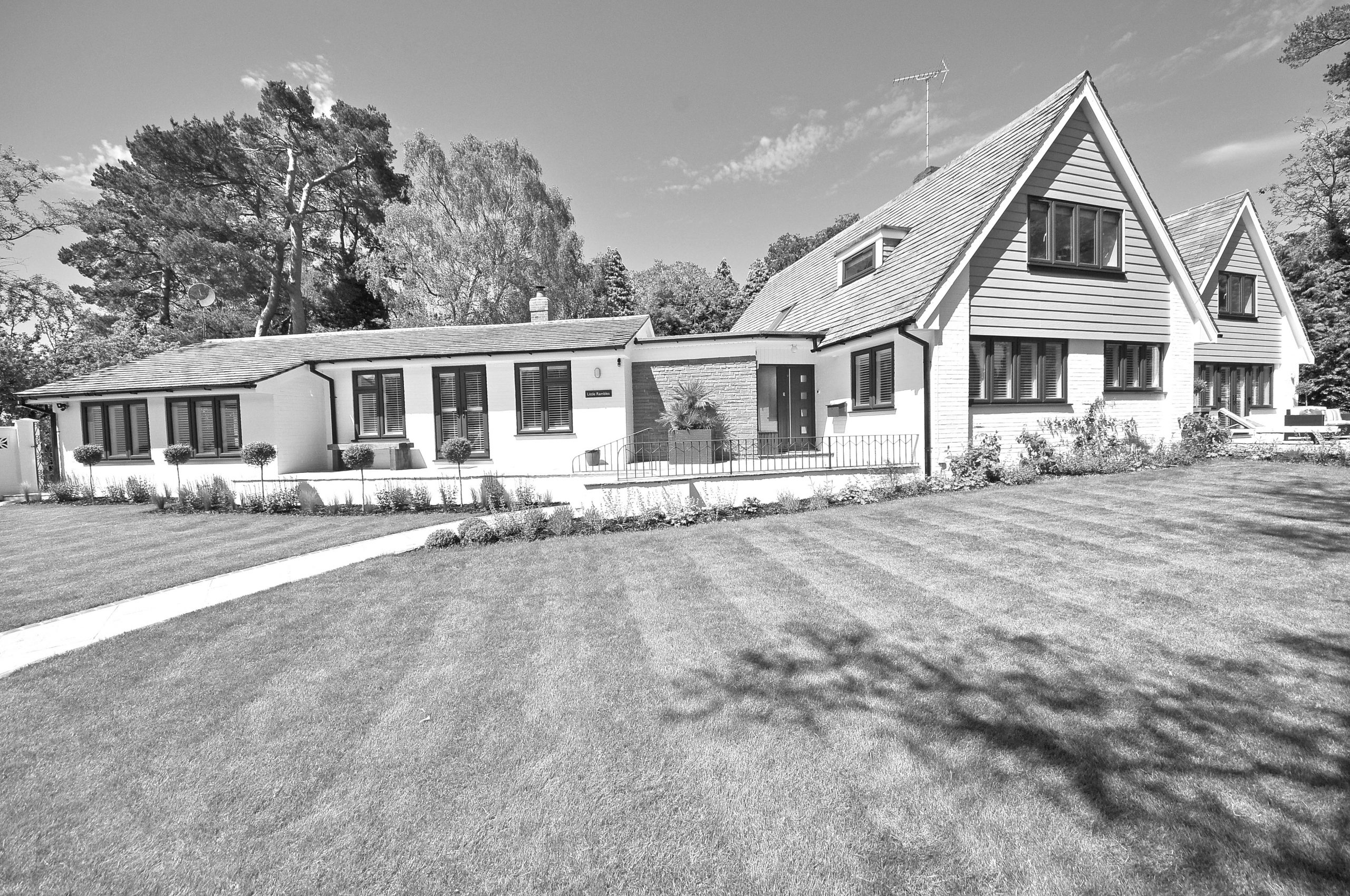 All change in UK REIT Land