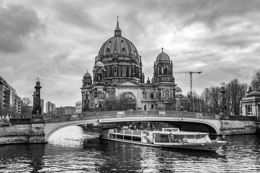Berlin rent freeze draft likely to be watered down, Vonovia around 15% discount to YE NAV