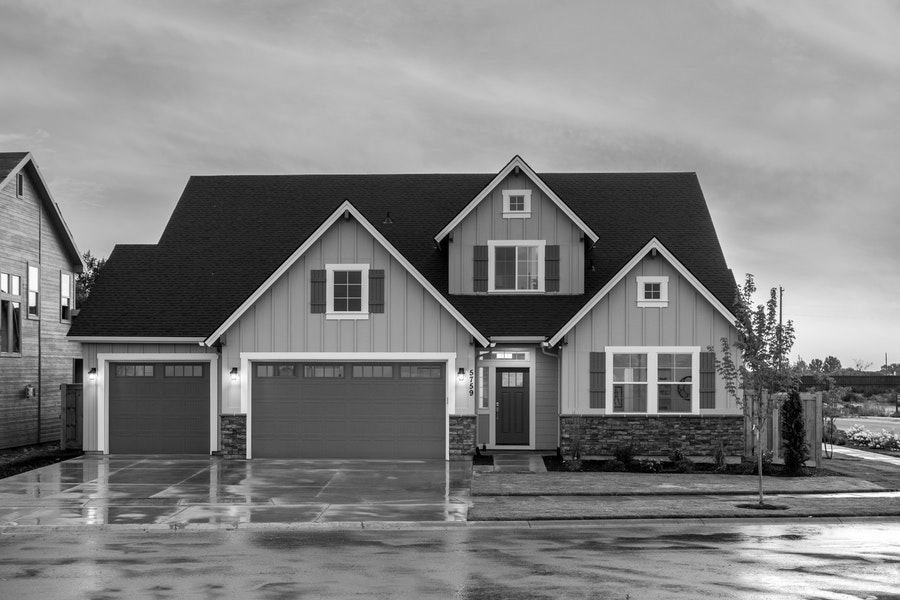 Single-family housing permits extend five-month surge