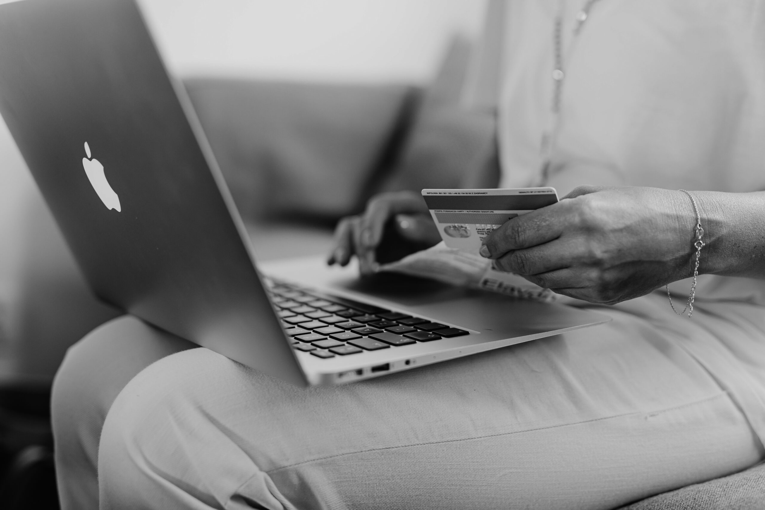 Topping out of online sales