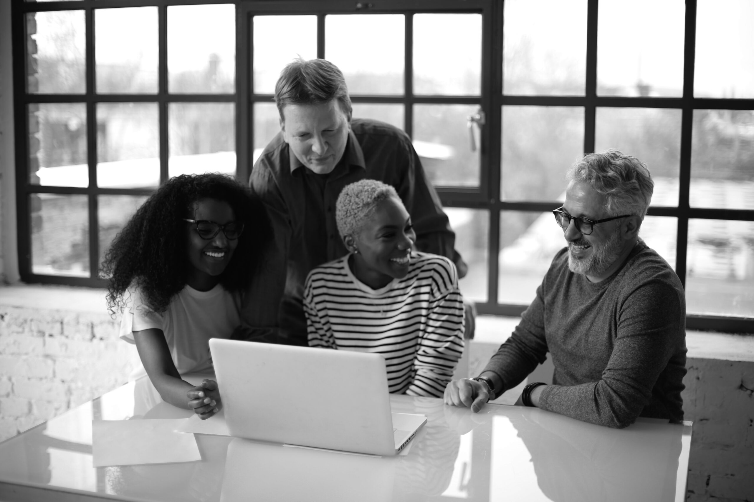 Intergenerational diversity and the office workforce