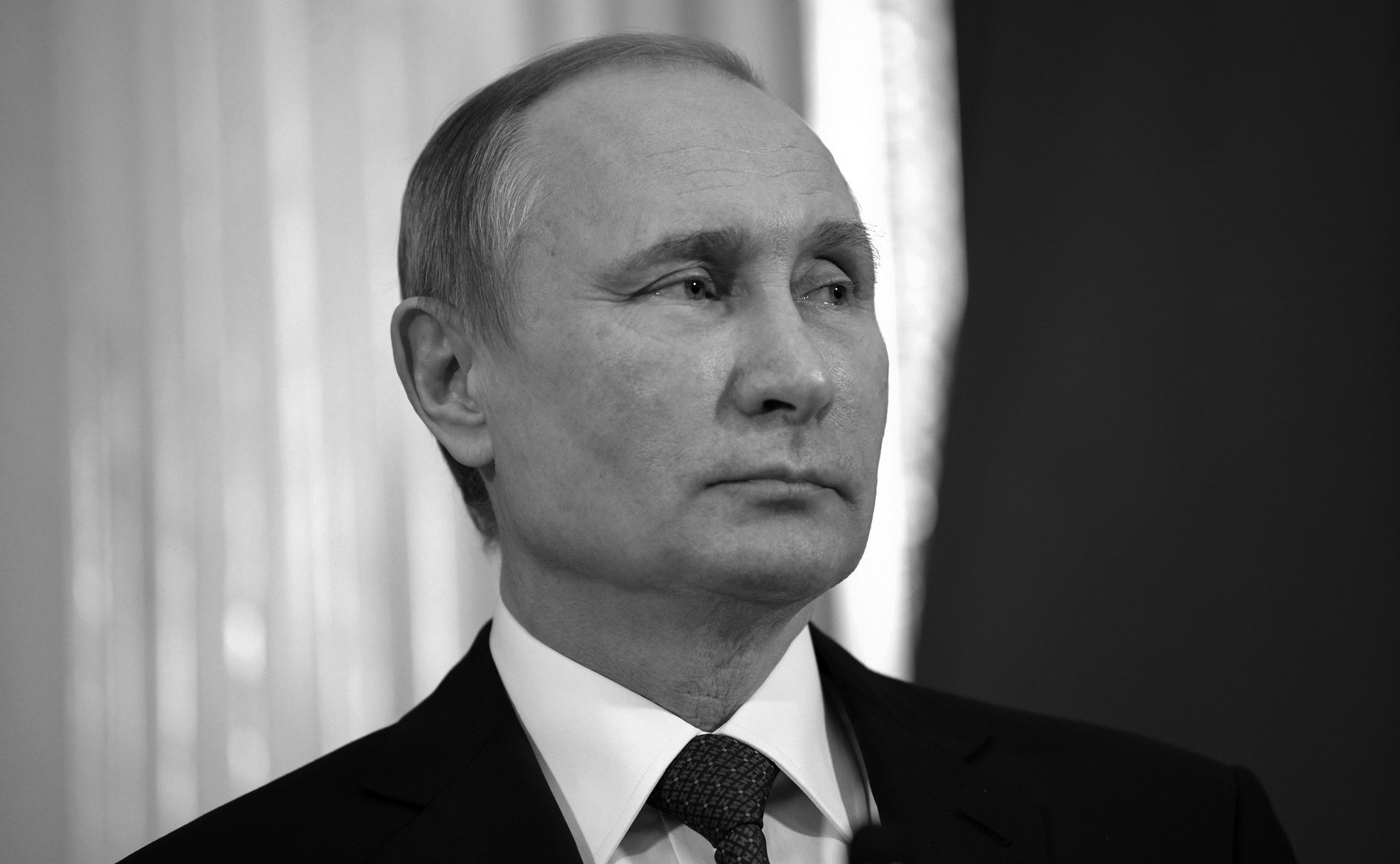 Ukraine war: what, if any, are the chances of toppling Putin and who might take over?
