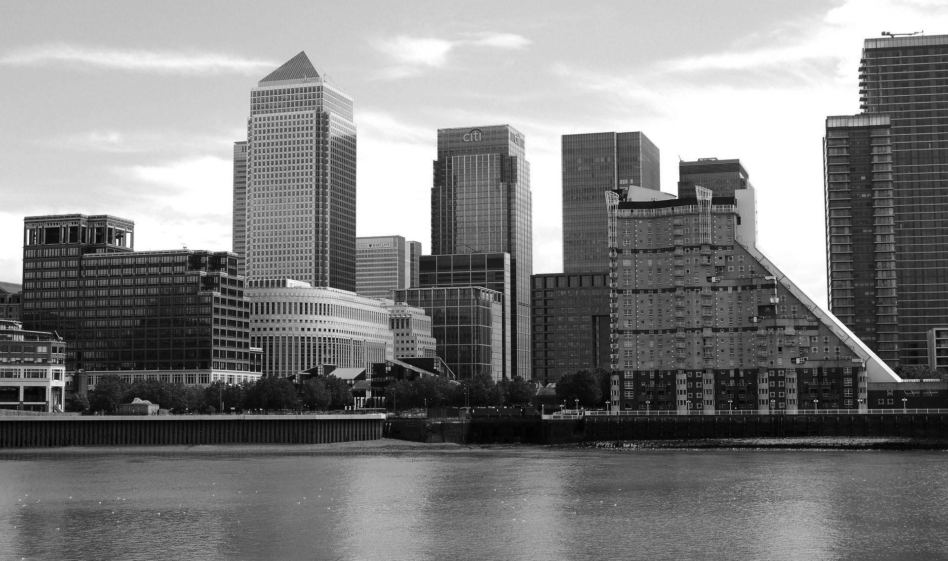 Lifting the bankers’ bonus cap is the right thing to do