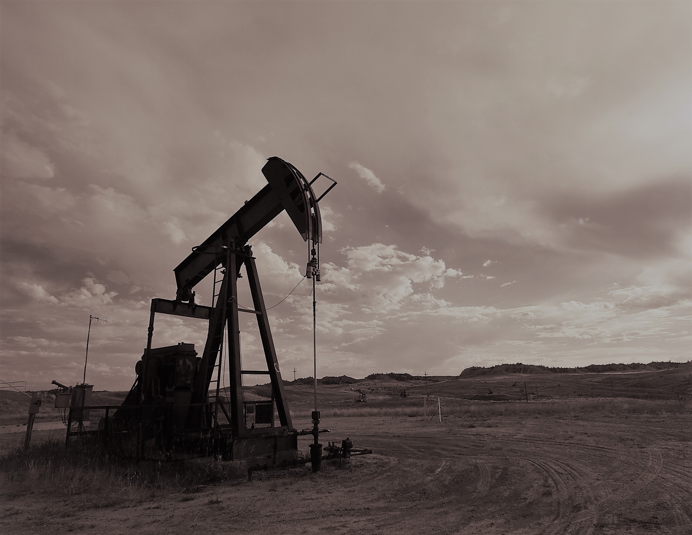 Oil and UAE asset values set to fall