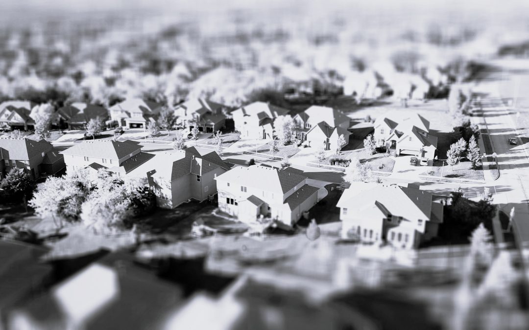 Do successful businesses affect local housing markets ?